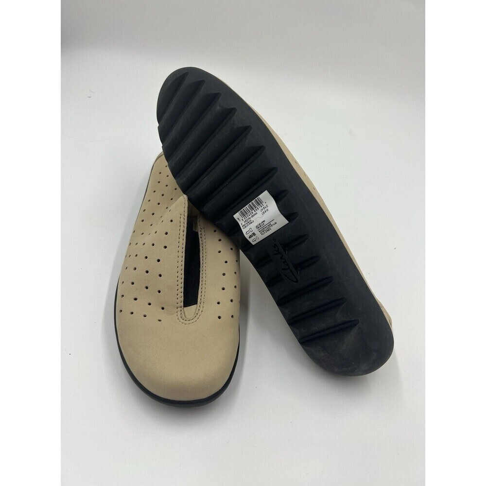 Clarks Gemma Medora Casual Loafer Shoes Womens Sz 9 Slip-On Nubuck Leather Sand